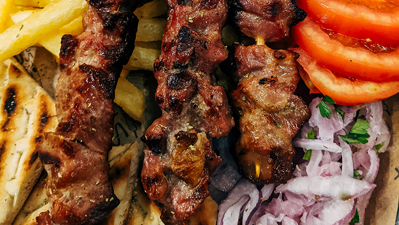 Cibo greco, ristoranti etnici dove mangiare a Roma - From Home to Rome agenzia casa vacanze