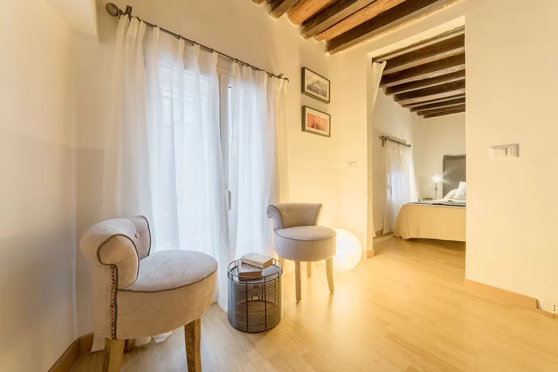 Campo de' Fiori 35 - appartamento a Roma gestito da From Home to Rome - casa vacanze