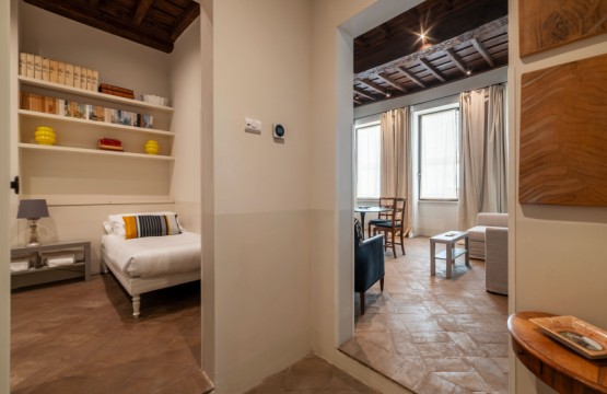 Coronari 114 - una nuova casa vacanze a Roma - gestita da From Home to Rome