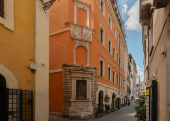 Exploring Via dei Coronari, one of Rome's oldest and most fascinating streets - From Home to Rome