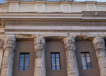 Un appuntamento per gli appassionati di storia: i Giorni di Roma al Tempio di Adriano